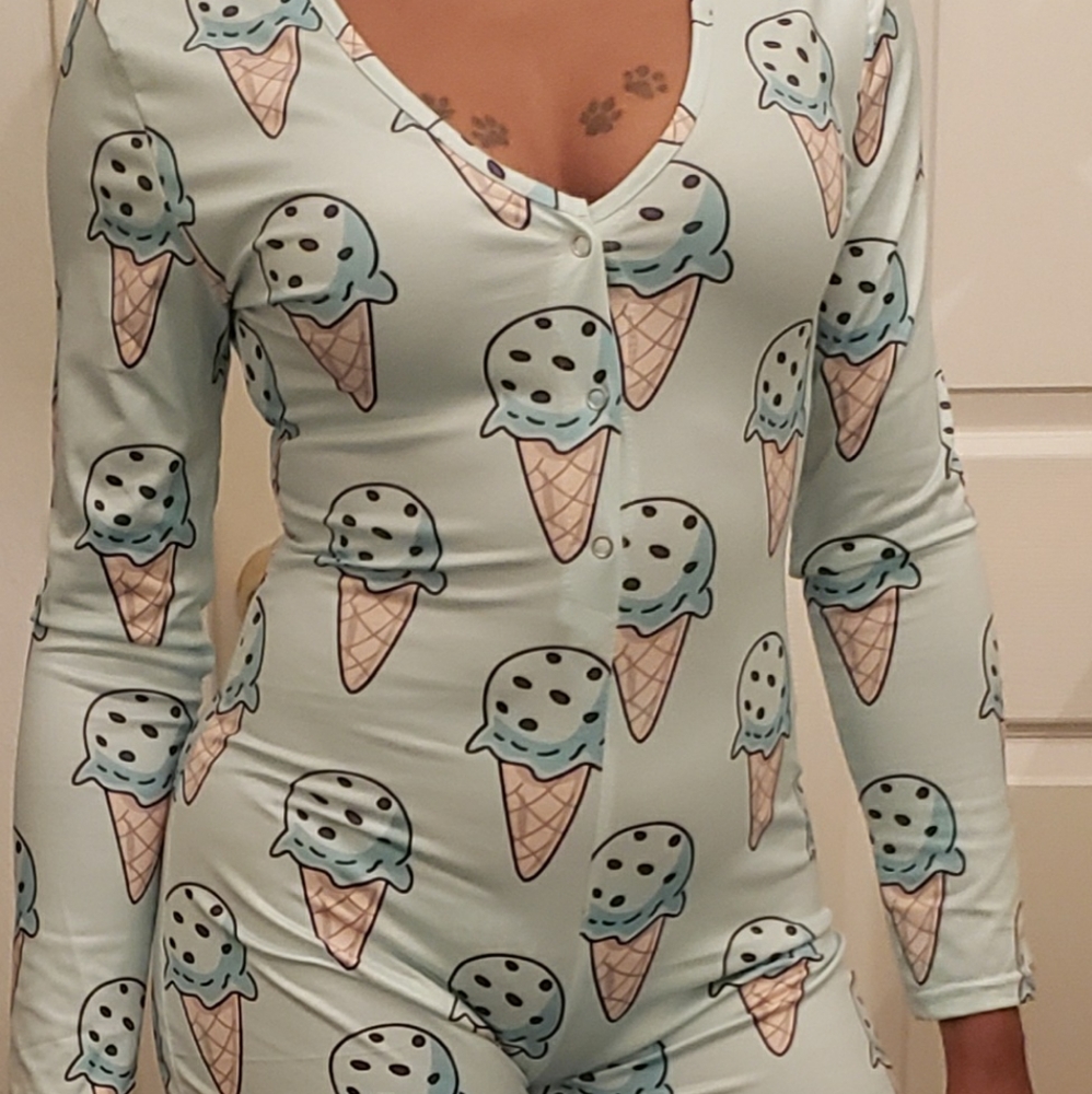 Mint Ice Cream Print Sleeping Onesies w/ shorts